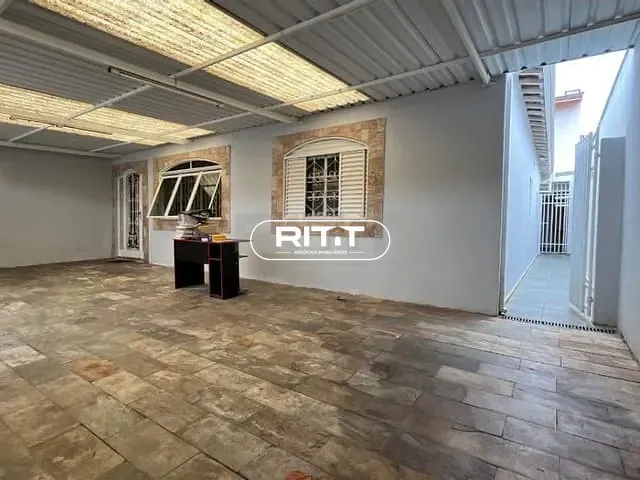 Casa com 250m² 4 quartos e 3 banheiros, à venda, no bairro Vila Campos Sales em Campinas
