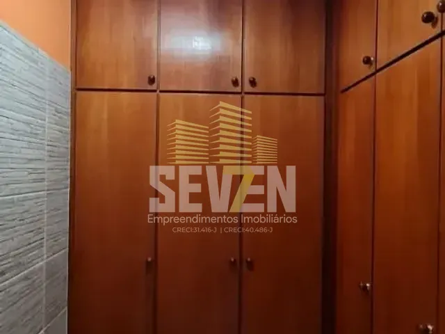 Casa com 250m², à venda, no bairro Jardim Ouro Verde em Bauru