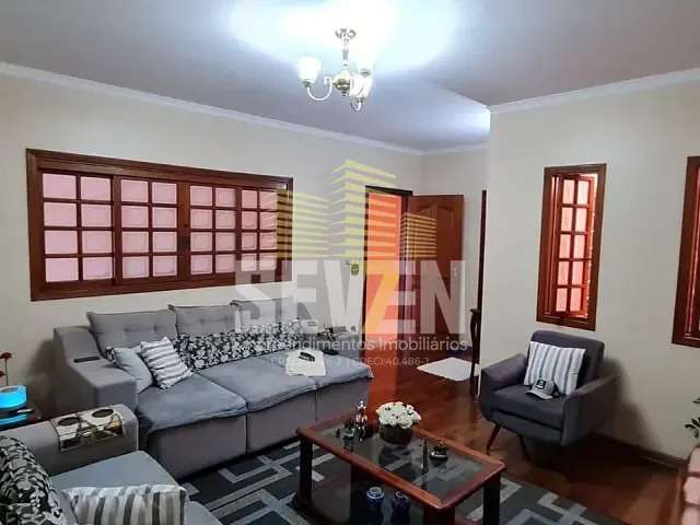 Casa com 250m², à venda, no bairro Jardim Ouro Verde em Bauru