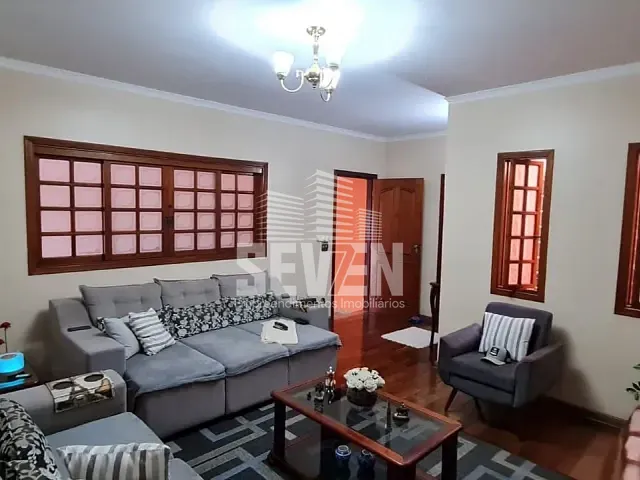 Casa com 250m², à venda, no bairro Jardim Ouro Verde em Bauru