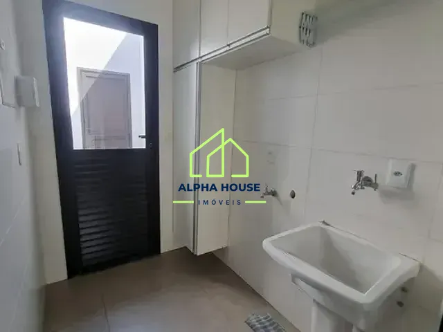 Casa com 258m² 3 quartos e 3 banheiros, à venda, no bairro Condomínio Residencial e Comercial Moema Ville em Pindamonhangaba
