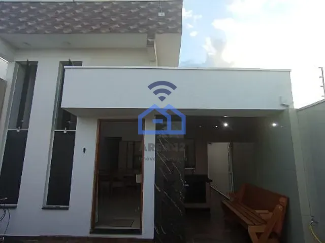 Casa com 180m² 3 quartos e 3 banheiros, à venda, no bairro Morro do Algodão em Caraguatatuba