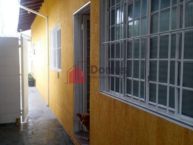 Casa com 300m², à venda, no bairro Jardim das Nações em Taubaté