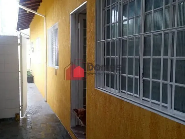 Casa com 300m², à venda, no bairro Jardim das Nações em Taubaté