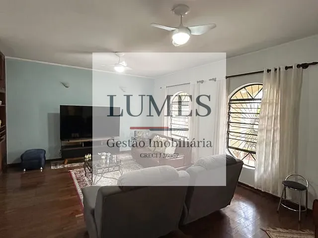 Casa 4 quartos e 2 banheiros, à venda, no bairro Vila Frezzarim em Americana