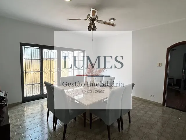 Casa 4 quartos e 2 banheiros, à venda, no bairro Vila Frezzarim em Americana