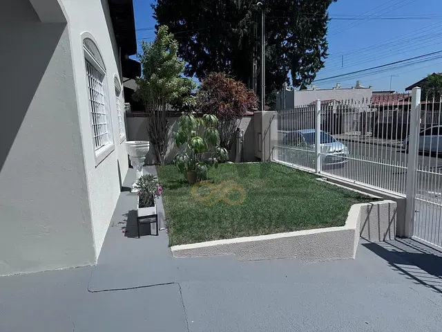 Casa com 263m² 3 quartos e 2 banheiros, à venda, no bairro Morada das Flores em Holambra
