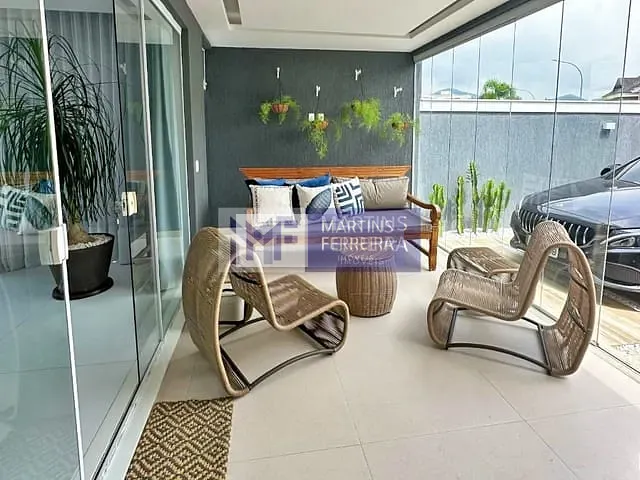 Casa com 350m² 5 quartos e 5 banheiros, à venda, no bairro Recreio dos Bandeirantes em Rio de Janeiro