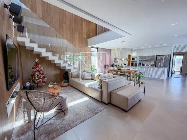 Casa com 510m² 4 quartos e 7 banheiros, à venda, no bairro Fazenda Vau das Pombas em Goiânia