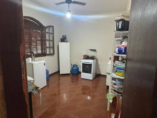 Casa 4 quartos e 2 banheiros, à venda, no bairro Tupi B em Belo Horizonte