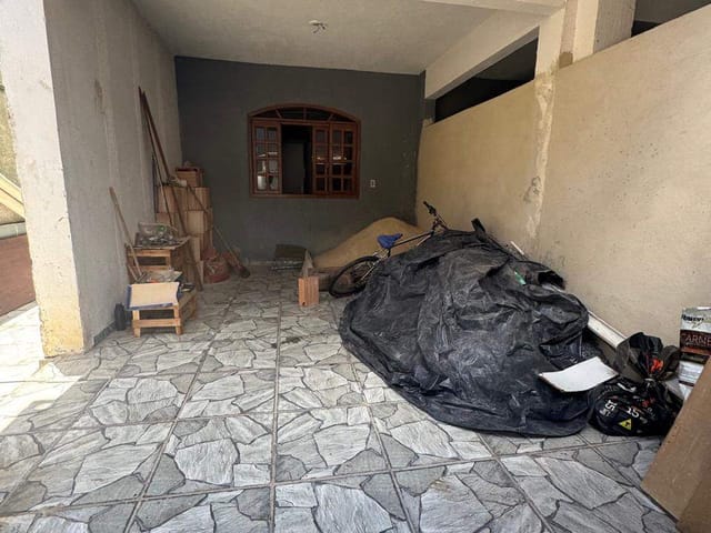 Casa 4 quartos e 2 banheiros, à venda, no bairro Tupi B em Belo Horizonte
