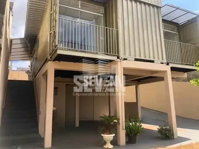 Casa com 300m², à venda, no bairro Parque Vista Alegre em Bauru