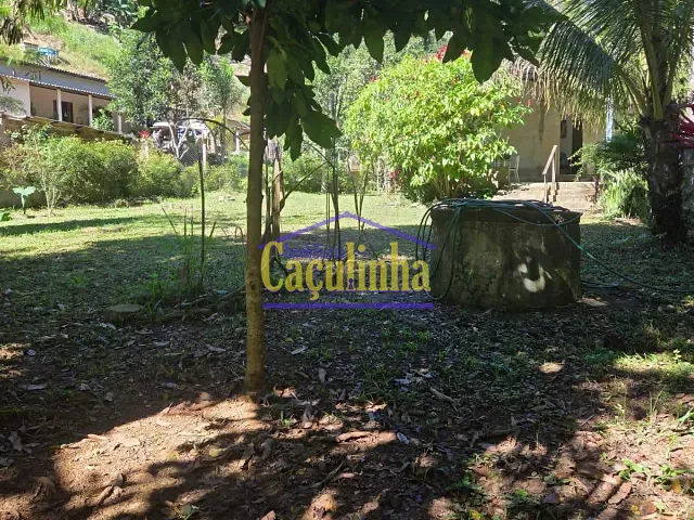 Casa com 833m² 1 quarto e 1 banheiro, à venda, no bairro Santana da Barra em Barra do Piraí