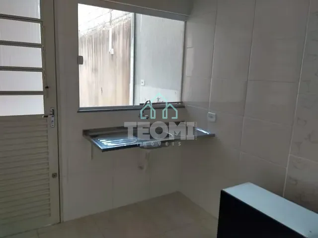 Casa com 125m² 2 quartos e 2 banheiros, à venda, no bairro Piracangaguá em Taubaté