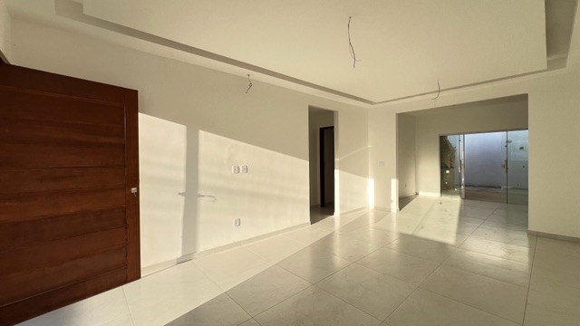 Casa com 280m² 3 quartos e 2 banheiros, à venda, no bairro Campo Redondo em São Pedro da Aldeia
