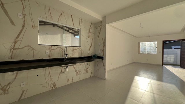 Casa com 280m² 3 quartos e 2 banheiros, à venda, no bairro Campo Redondo em São Pedro da Aldeia