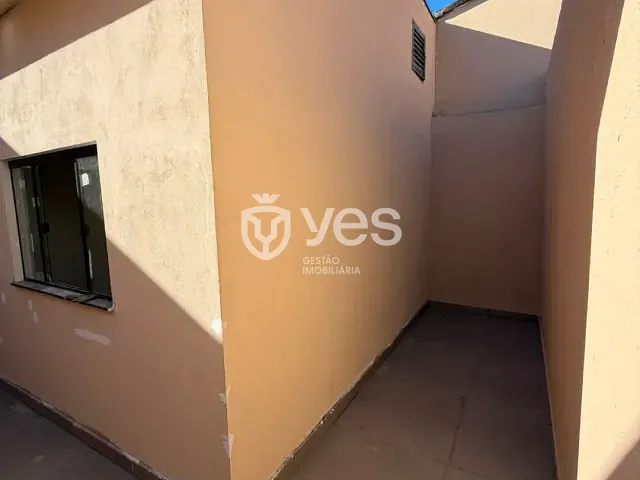 Casa 2 quartos e 1 banheiro, à venda, no bairro Loteamento Novo Horizonte em Araxá