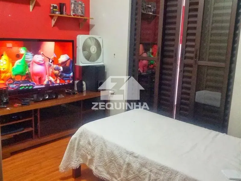 Casa, 5 quartos, 247 m² - Foto 11
