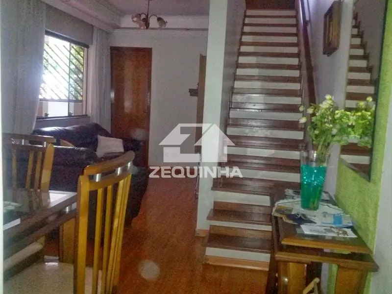 Casa, 5 quartos, 247 m² - Foto 4