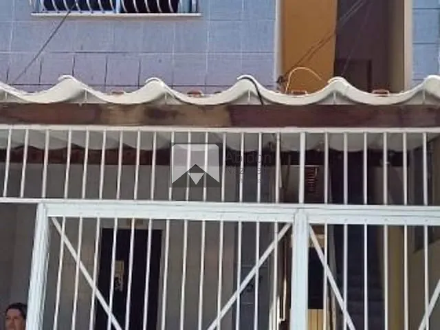 Casa com 200m² 2 quartos e 2 banheiros, à venda, no bairro Venda da Cruz em São Gonçalo