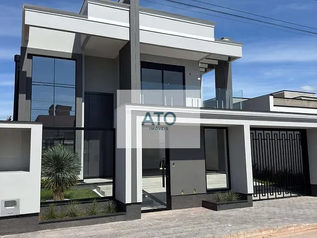 Casa com 252m² 3 quartos e 2 banheiros, à venda, no bairro Joaia em Tijucas