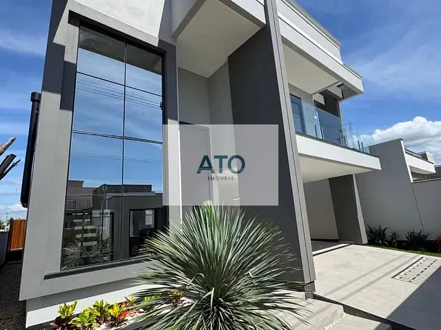 Casa com 252m² 3 quartos e 2 banheiros, à venda, no bairro Joaia em Tijucas