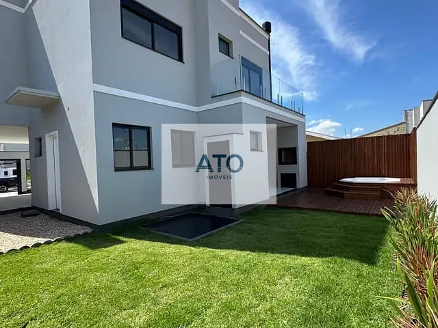Casa com 252m² 3 quartos e 2 banheiros, à venda, no bairro Joaia em Tijucas