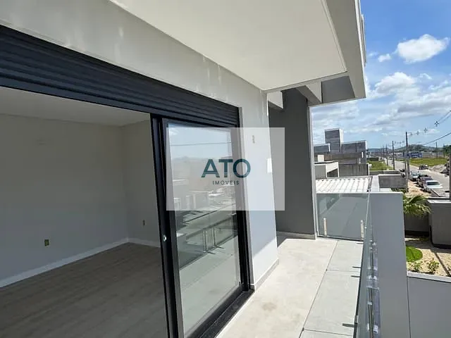 Casa com 252m² 3 quartos e 2 banheiros, à venda, no bairro Joaia em Tijucas