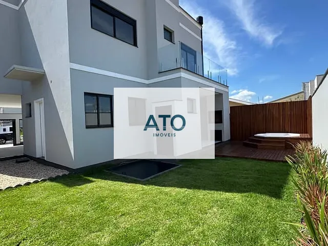 Casa com 252m² 3 quartos e 2 banheiros, à venda, no bairro Joaia em Tijucas