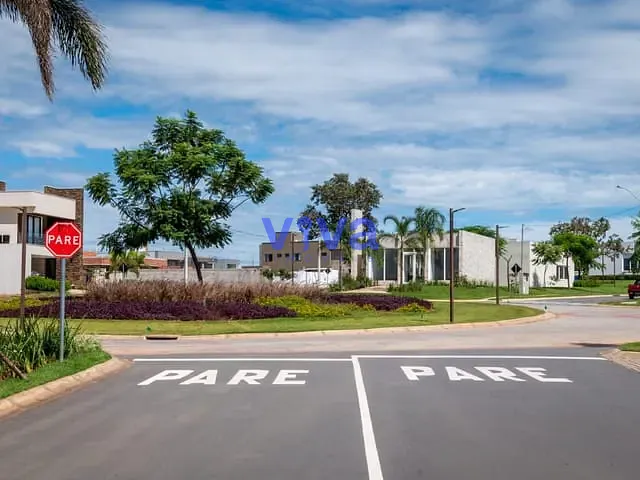 Casa com 312m² 3 quartos e 5 banheiros, à venda, no bairro Residencial Parqville Jacarandá em Aparecida de Goiânia