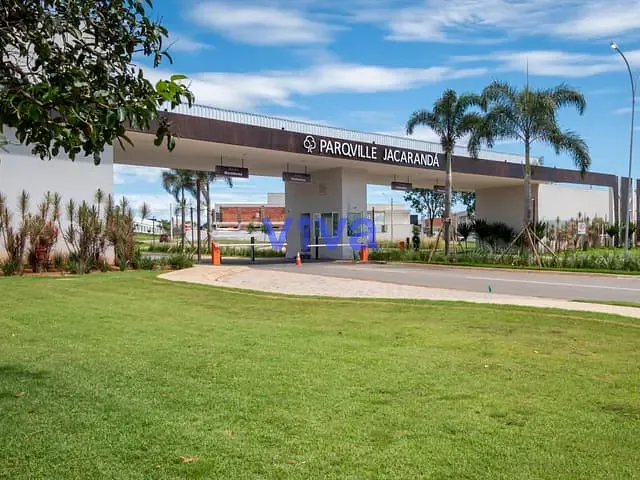 Casa com 312m² 3 quartos e 5 banheiros, à venda, no bairro Residencial Parqville Jacarandá em Aparecida de Goiânia