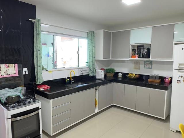 Casa com 140m² 3 quartos e 3 banheiros, à venda, no bairro Parque Imperial em Campos dos Goytacazes