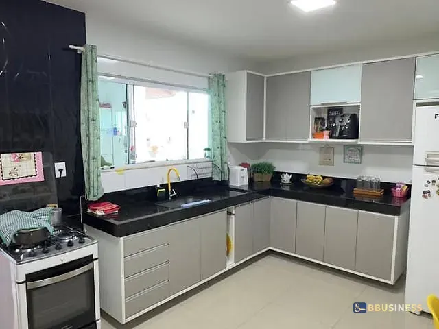 Casa com 140m² 3 quartos e 3 banheiros, à venda, no bairro Parque Imperial em Campos dos Goytacazes