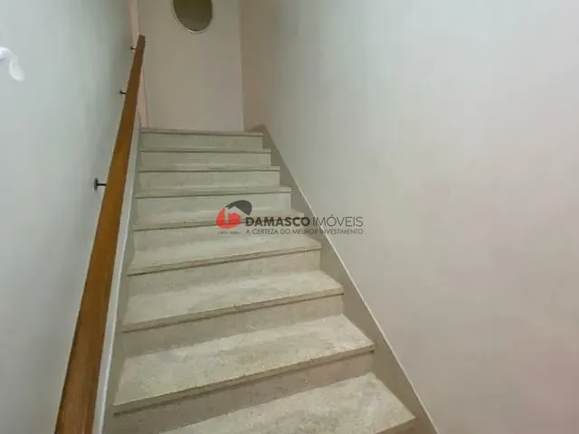 Casa com 491m² 1 quarto e 1 banheiro, à venda, no bairro Campestre em Santo André