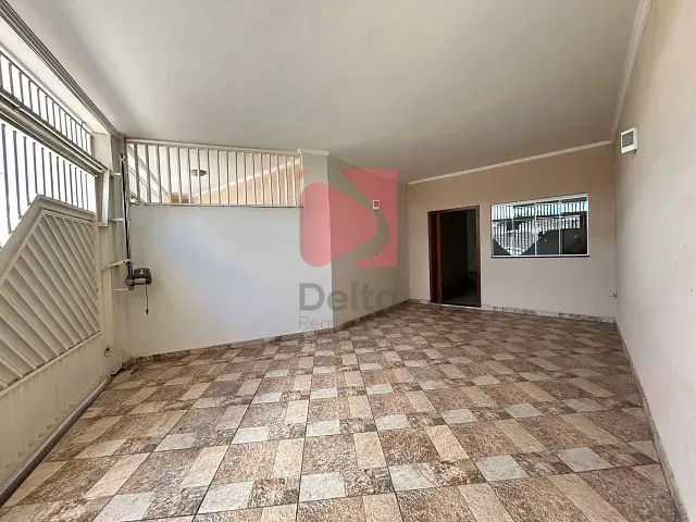 Casa 3 quartos e 3 banheiros, à venda, no bairro Jardim Morumbi em Pirassununga