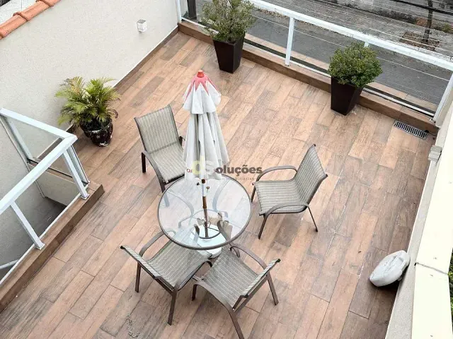 Casa 3 quartos e 3 banheiros, à venda, no bairro Vila Irmãos Arnoni em São Paulo