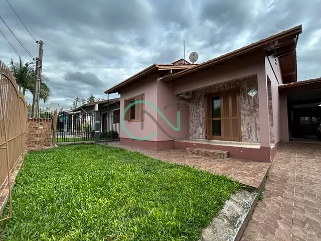Casa com 300m² 3 quartos e 2 banheiros, à venda, no bairro Centenário em Sapiranga