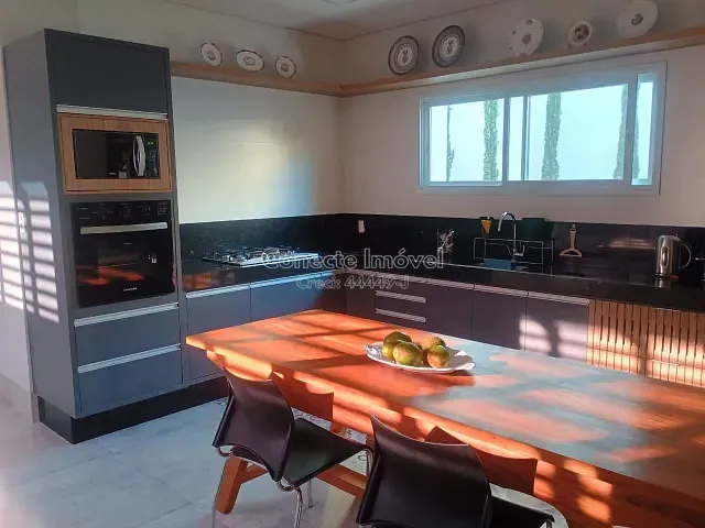 Casa com 581m² 2 quartos e 3 banheiros, à venda, no bairro Condomínio Portal do Sol em Holambra
