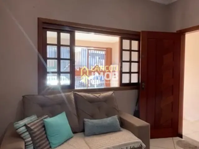 Sobrado 2 quartos e 2 banheiros, à venda, no bairro Jardim das Palmeiras em Várzea Paulista
