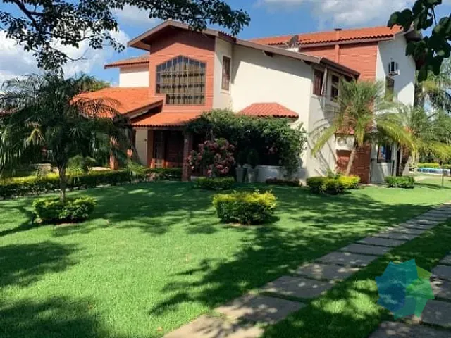 Casa com 1500m² 4 quartos e 6 banheiros, à venda, no bairro Condomínio Haras Paineiras em Salto
