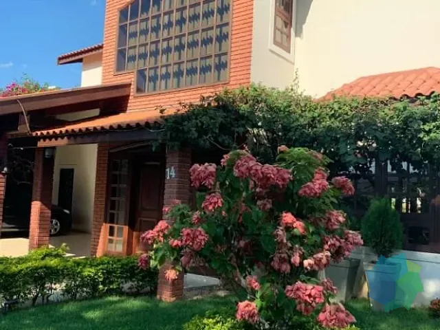 Casa com 1500m² 4 quartos e 6 banheiros, à venda, no bairro Condomínio Haras Paineiras em Salto