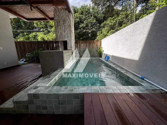Casa 3 quartos e 4 banheiros, à venda, no bairro Alto da Pitinga, Arraial D'Ajuda em Porto Seguro