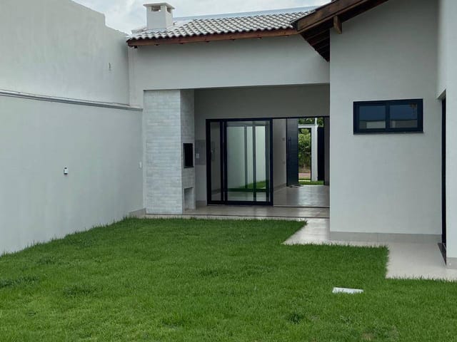 Casa com 336m² 3 quartos e 2 banheiros, à venda, no bairro Jardim Morumbi em Sinop