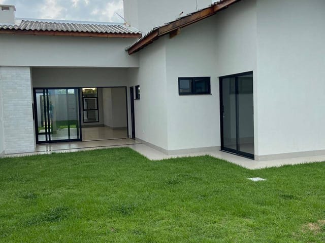 Casa com 336m² 3 quartos e 2 banheiros, à venda, no bairro Jardim Morumbi em Sinop