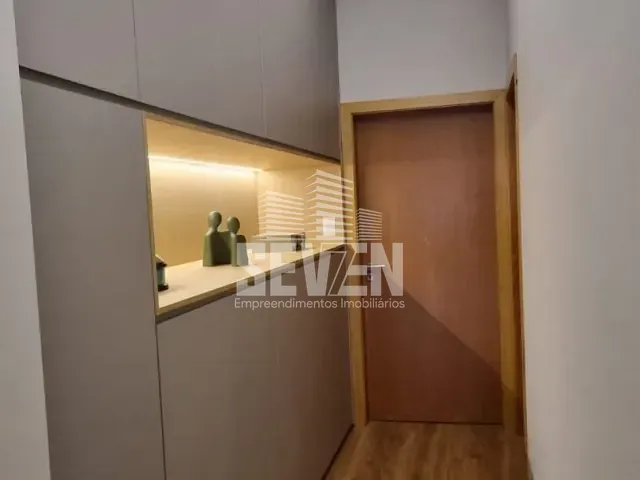 Casa com 720m² 4 quartos e 2 banheiros, à venda, no bairro Vila Aviaçao em Bauru