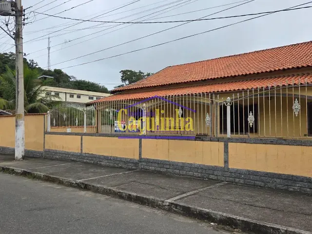 Casa com 1026m² 4 quartos e 8 banheiros, à venda ou para alugar, no bairro Vargem Alegre em Barra do Piraí