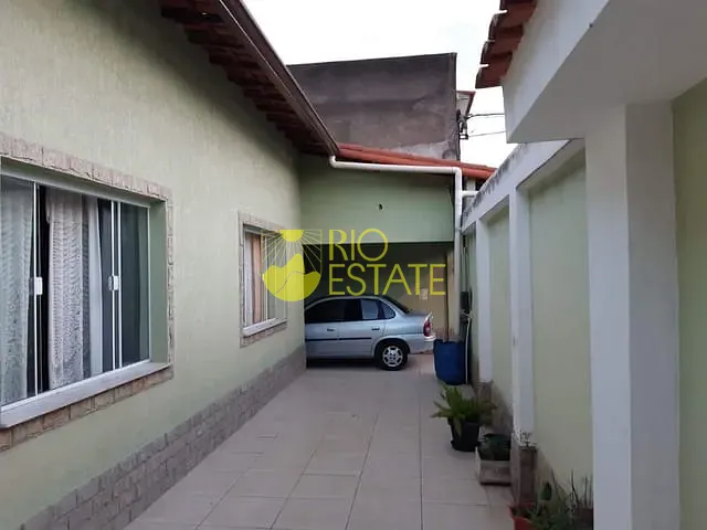 Casa com 260m² 4 quartos e 4 banheiros, à venda, no bairro Retiro em Volta Redonda