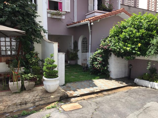 Casa com 240m² 4 quartos e 4 banheiros, à venda, no bairro Cambuci em São Paulo