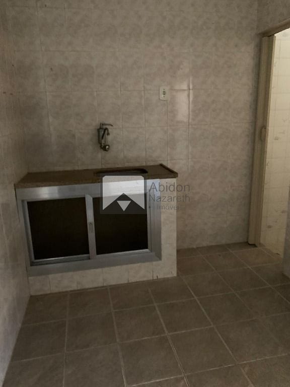 Casa à venda com 2 quartos, 270m² - Foto 29