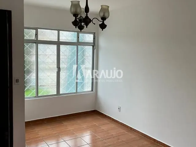 Casa com 376m² 4 quartos e 3 banheiros, à venda, no bairro São João em Itajaí